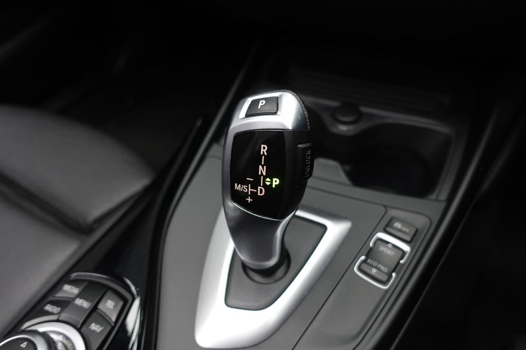 2016 BMW 2 Series — image 27