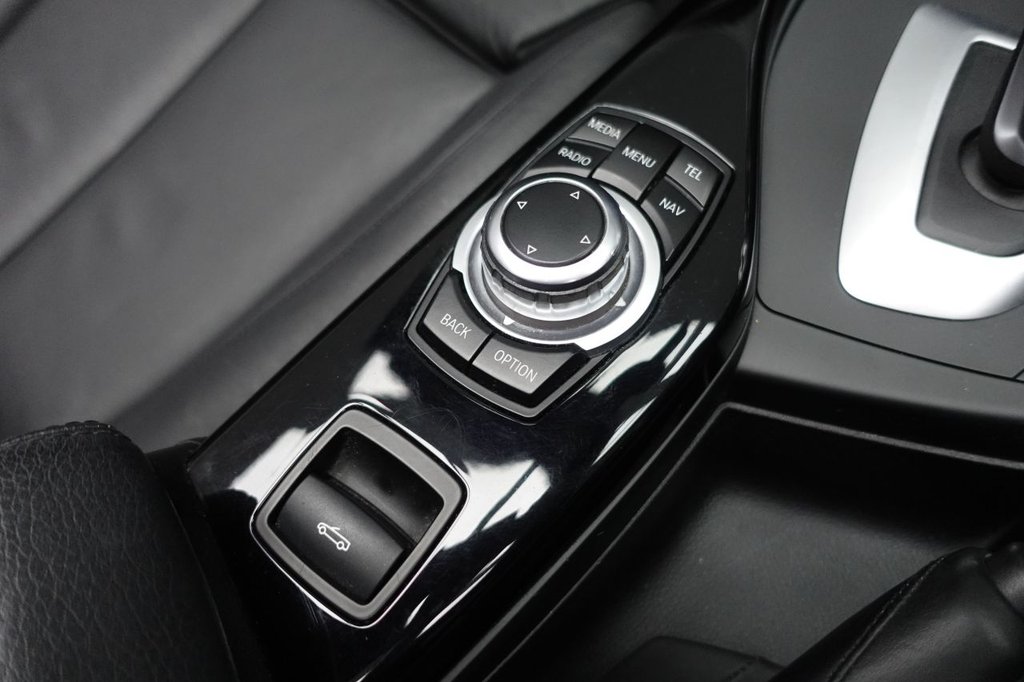 2016 BMW 2 Series — image 28