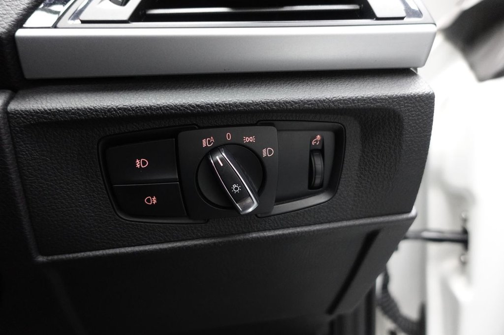 2016 BMW 2 Series — image 29