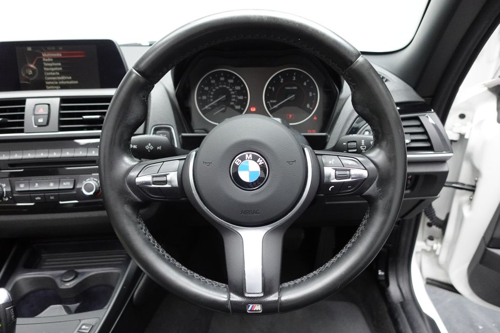 2016 BMW 2 Series — image 17
