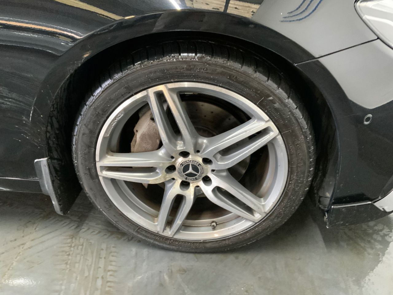 2019 MERCEDES E CLASS 2.0 E220d AMG Line Saloon 4dr Diesel G-Tronic+ Euro 6 (s/s) (194 ps) - vehicle photo 14 for sale on PureCar