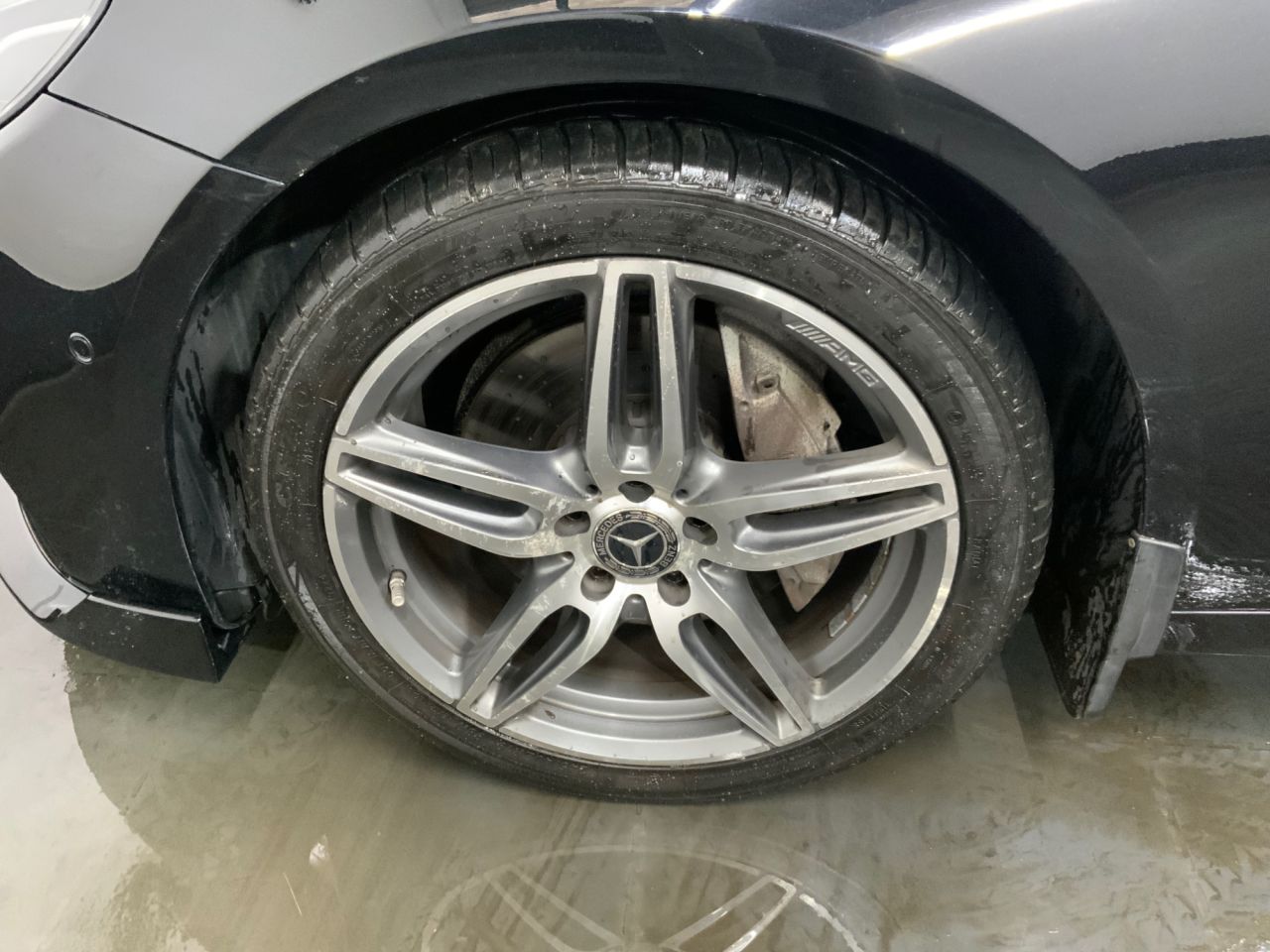 2019 MERCEDES E CLASS 2.0 E220d AMG Line Saloon 4dr Diesel G-Tronic+ Euro 6 (s/s) (194 ps) - vehicle photo 12 for sale on PureCar