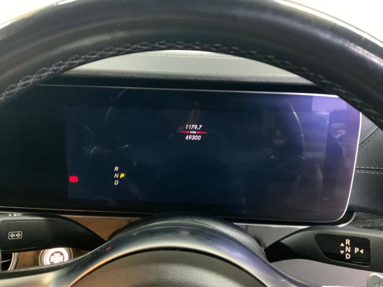 2019 MERCEDES E CLASS 2.0 E220d AMG Line Saloon 4dr Diesel G-Tronic+ Euro 6 (s/s) (194 ps) - vehicle photo 28 for sale on PureCar