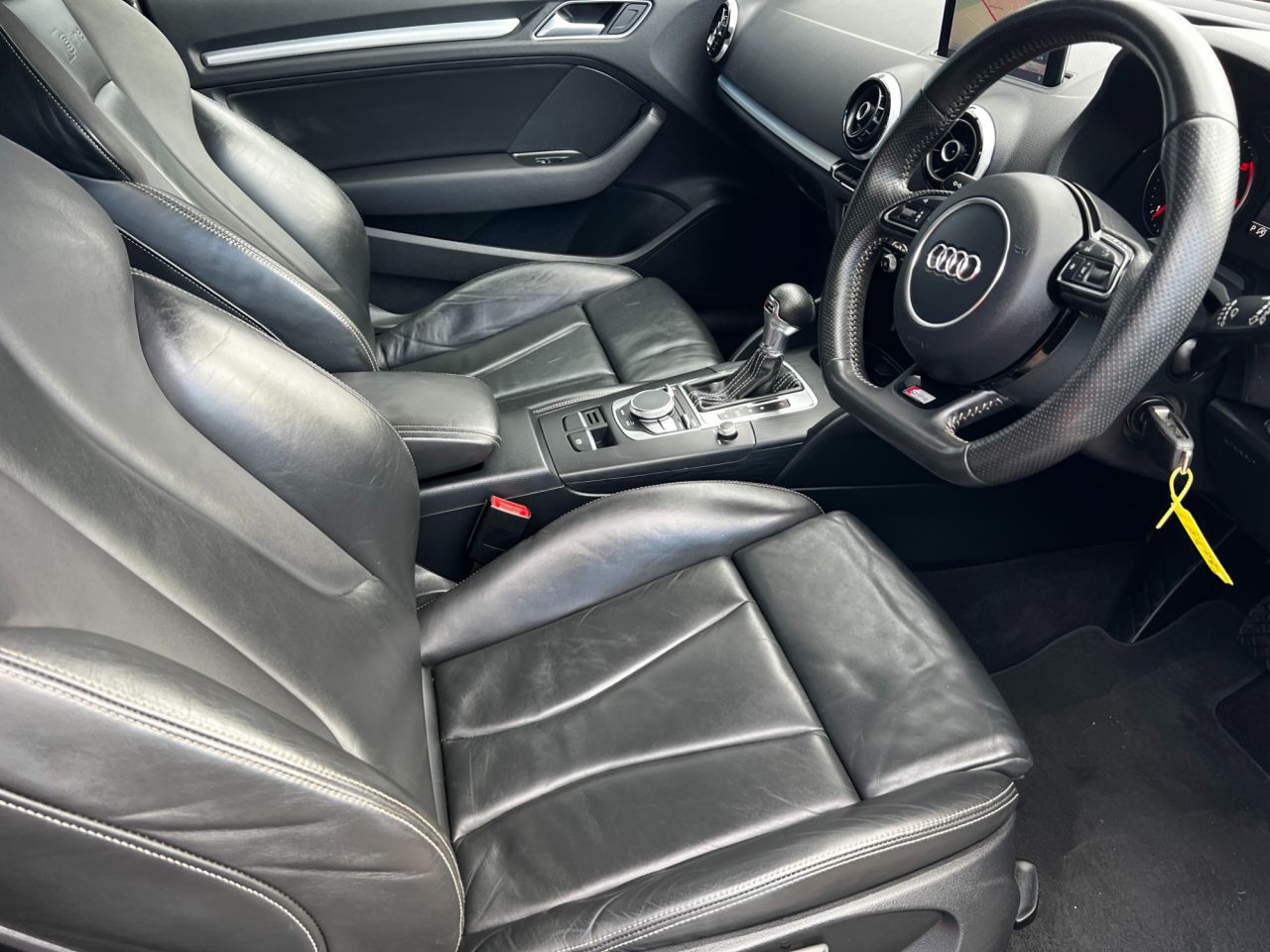 2013 AUDI A3 2.0 TDI S line Hatchback 3dr Diesel S Tronic Euro 5 (s/s) (150 ps) - vehicle photo 10 for sale on PureCar