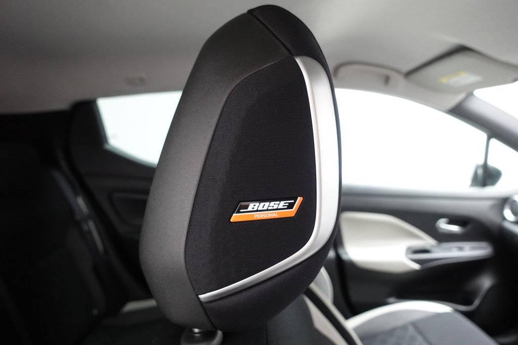 2017 Nissan Micra — image 10