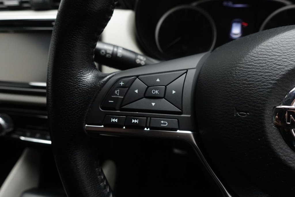 2017 Nissan Micra — image 17