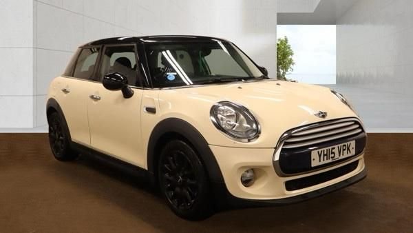 2015 MINI Hatch