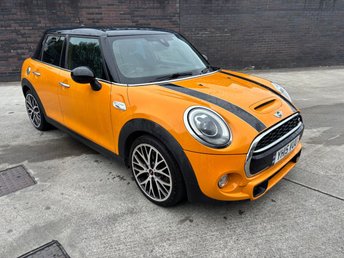 2015 MINI Hatch