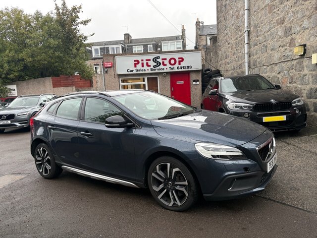2018 Volvo V40