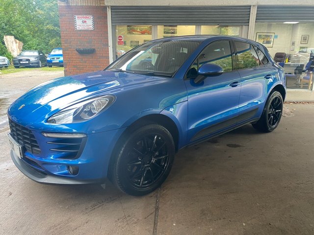 2015 Porsche Macan