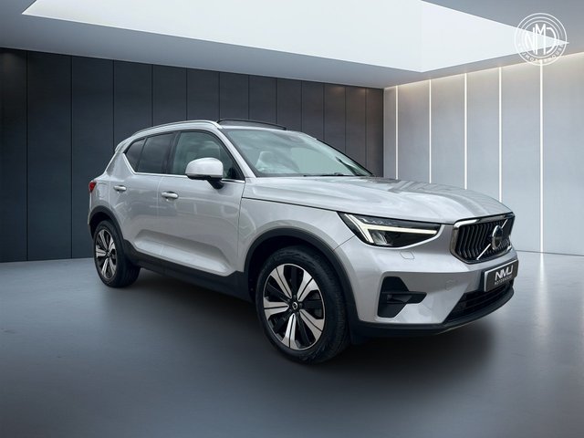 2022 Volvo XC40