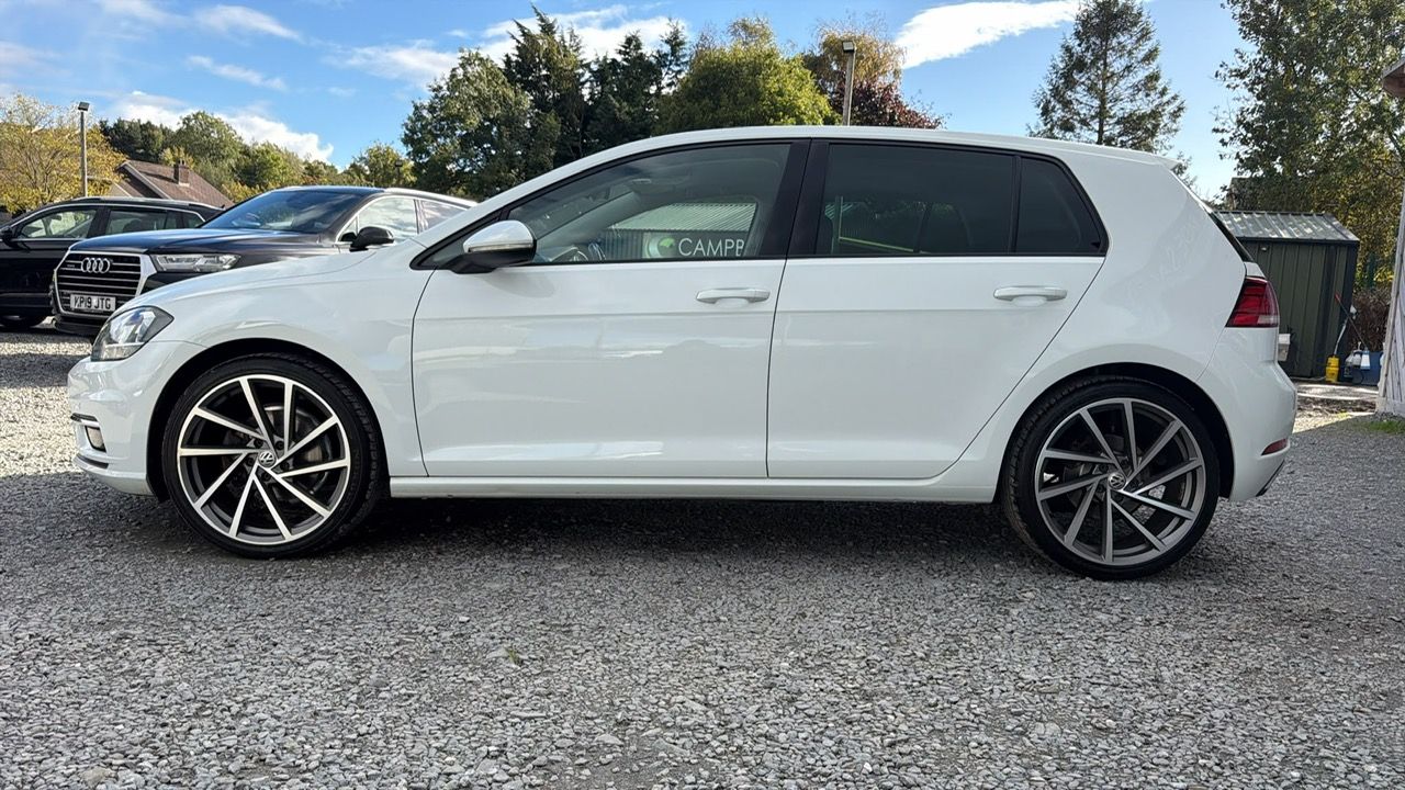 2018 VOLKSWAGEN GOLF 1.6 TDI BlueMotion Tech GT Hatchback 5dr Diesel DSG Euro 6 (s/s) (115 ps) - vehicle photo 4 for sale on PureCar