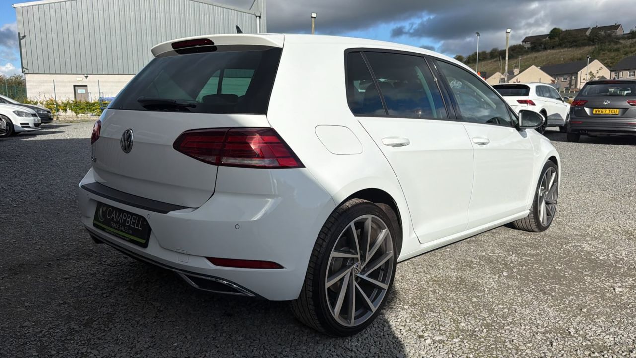 2018 VOLKSWAGEN GOLF 1.6 TDI BlueMotion Tech GT Hatchback 5dr Diesel DSG Euro 6 (s/s) (115 ps) - vehicle photo 6 for sale on PureCar