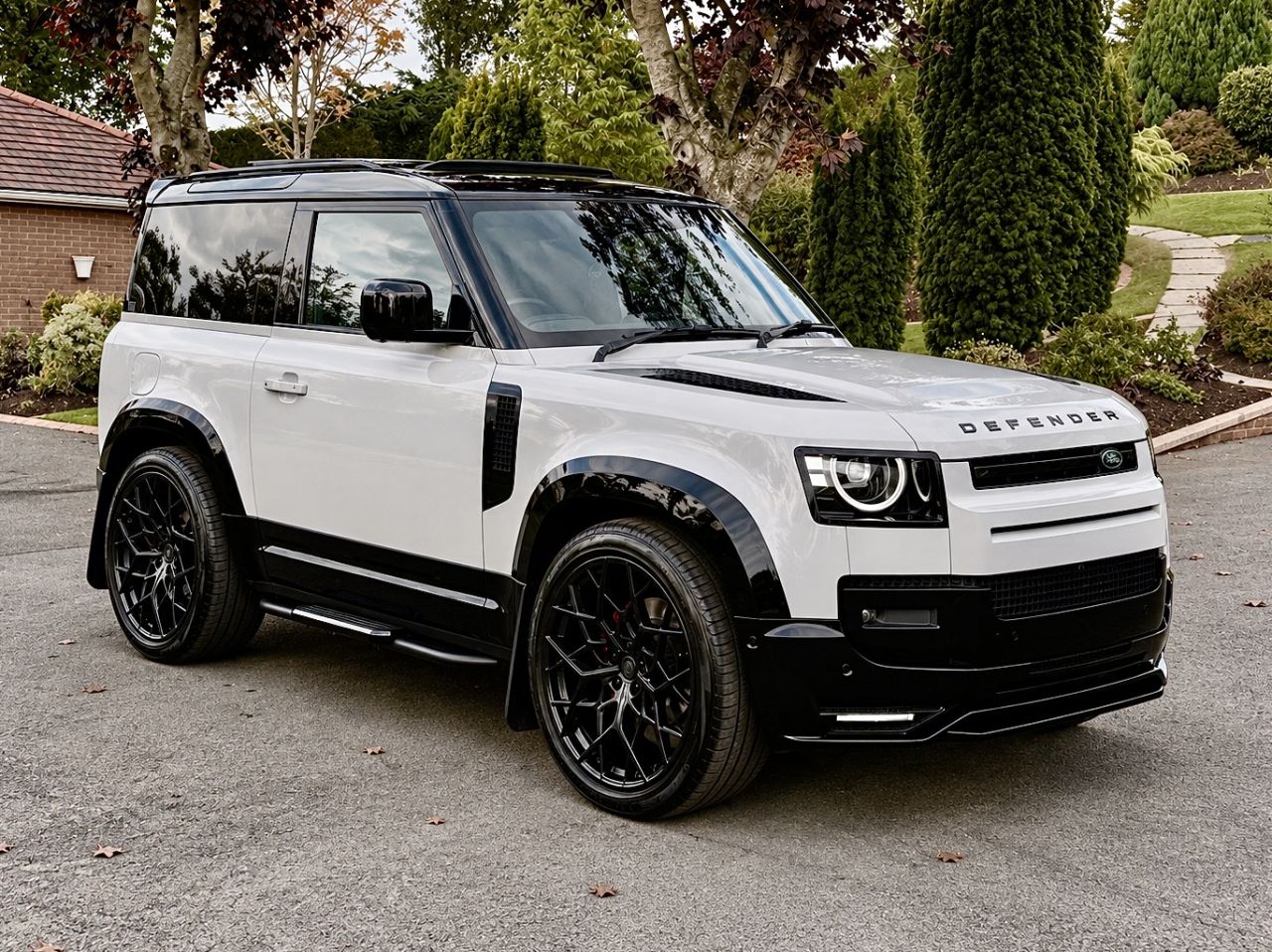 2025 LAND ROVER DEFENDER 90 3.0 D250 MHEV X-Dynamic SE SUV 3dr Diesel Auto 4WD Euro 6 (s/s) (250 ps) - vehicle photo 5 for sale on PureCar