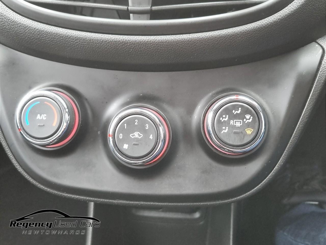 2017 VAUXHALL VIVA 1.0i SE Euro 6 5dr (a/c) - vehicle photo 24 for sale on PureCar
