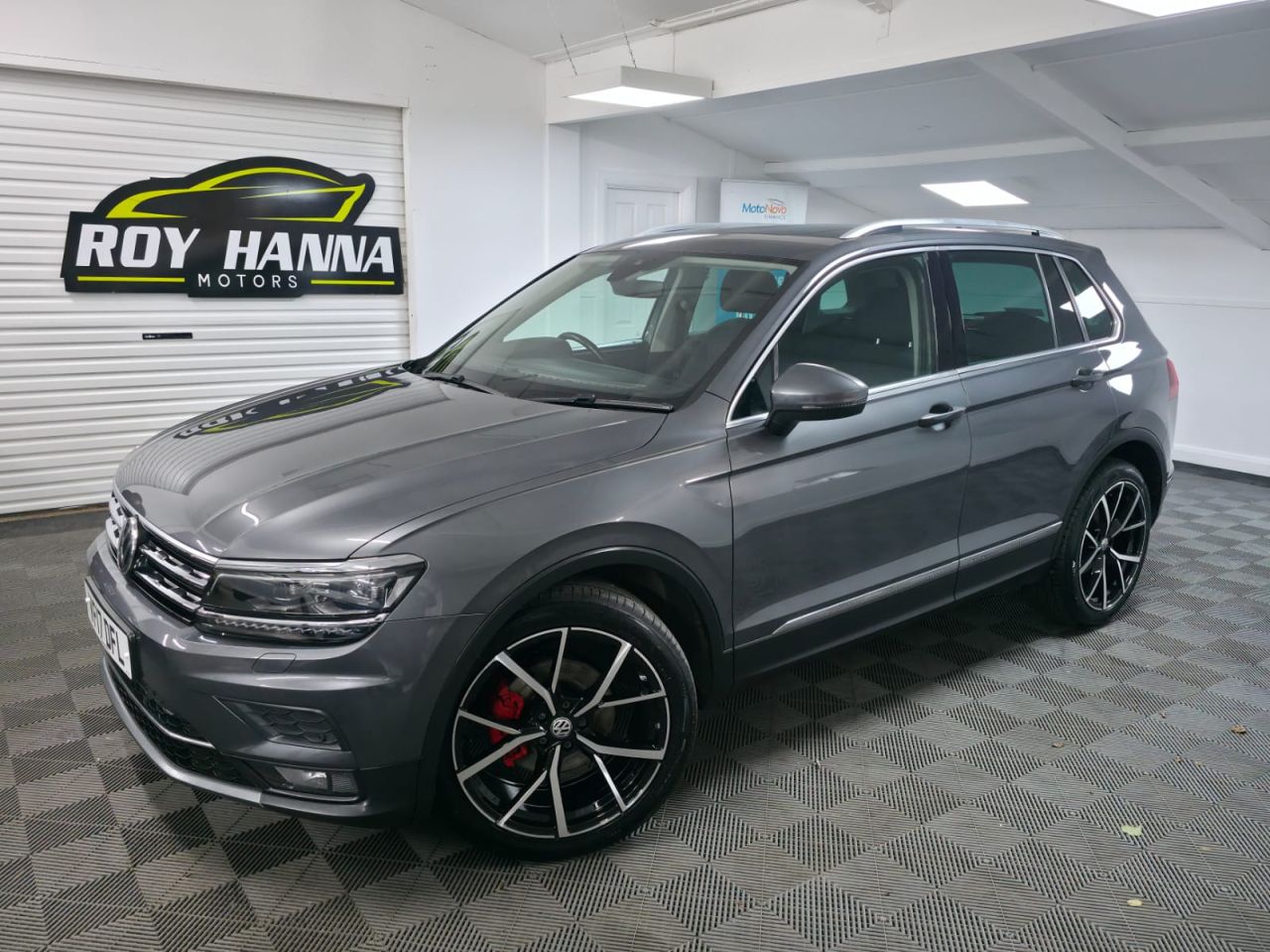 VOLKSWAGEN TIGUAN 2017