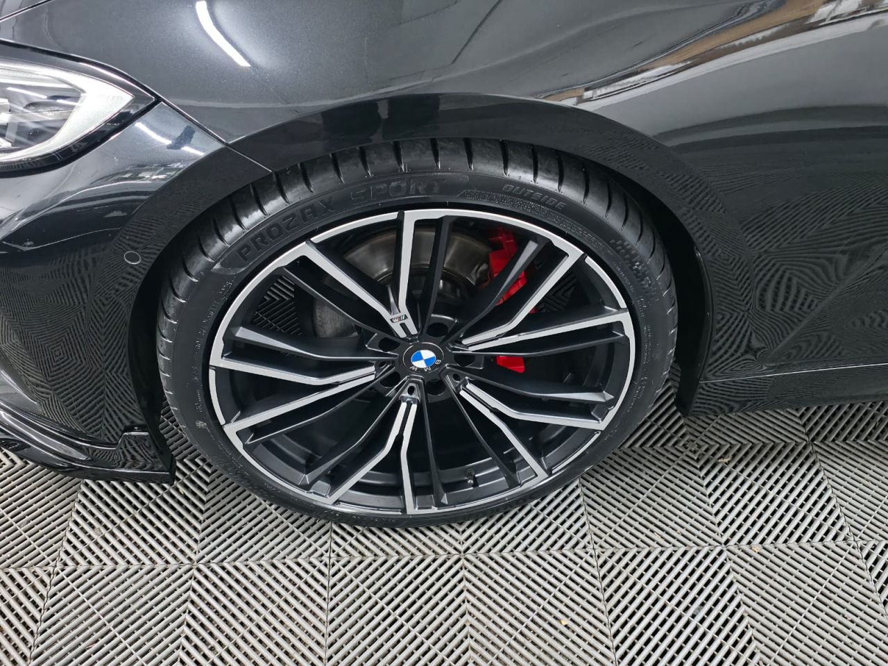 2019 BMW 3 SERIES 2.0 318d M Sport Saloon 4dr Diesel Auto Euro 6 (s/s) (150 ps) Front and Rea - vehicle photo 10 for sale on PureCar