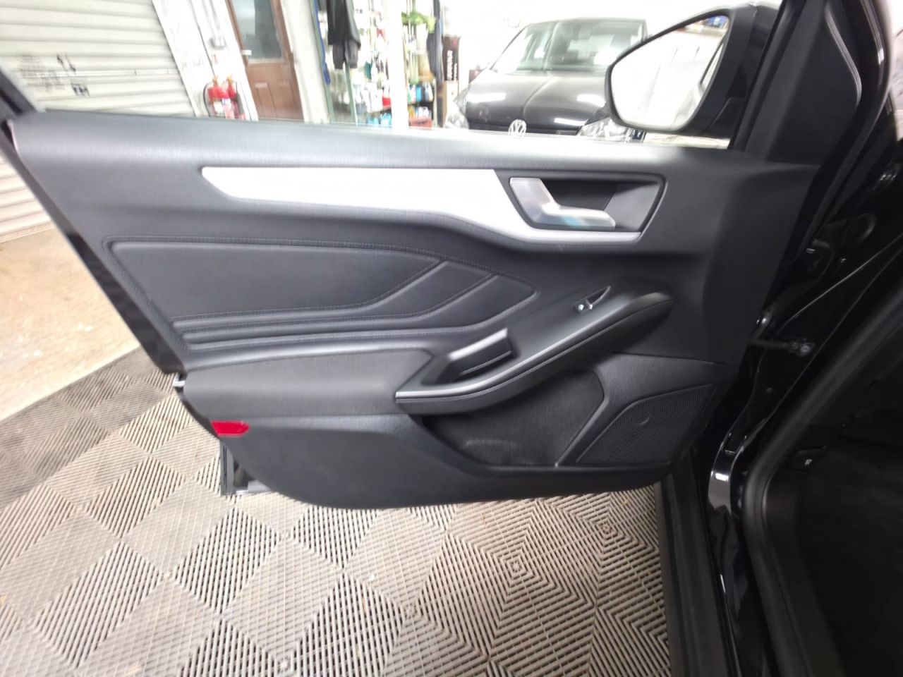 2020 FORD FOCUS 1.5 EcoBlue Zetec Estate 5dr Diesel Manual Euro 6 (s/s) (95 ps) Great Servi - vehicle photo 13 for sale on PureCar