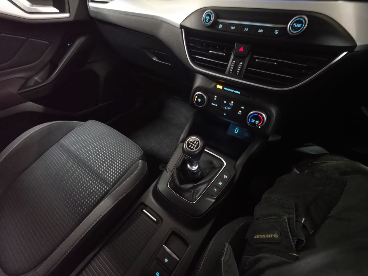 2020 FORD FOCUS 1.5 EcoBlue Zetec Estate 5dr Diesel Manual Euro 6 (s/s) (95 ps) Great Servi - vehicle photo 22 for sale on PureCar