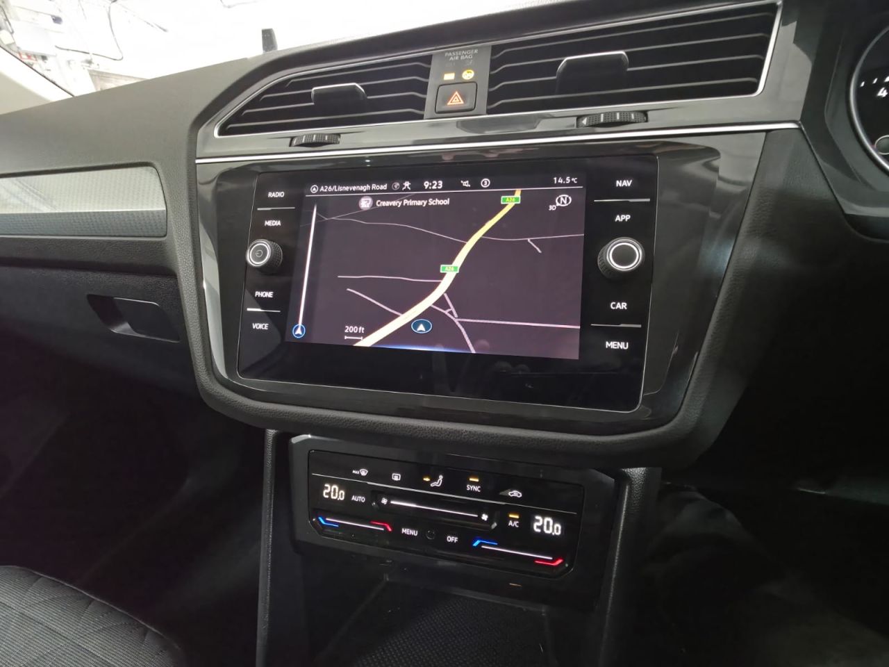 2022 VOLKSWAGEN TIGUAN 1.5 TSI Life SUV 5dr Petrol Manual Euro 6 (s/s) (150 ps) 1 Owner - Sensors - vehicle photo 21 for sale on PureCar
