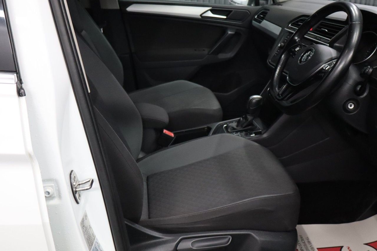 2020 VOLKSWAGEN TIGUAN 2.0 TDI Match SUV 5dr Diesel DSG Euro 6 (s/s) (150 ps) HIGH SPEC TIGUAN / R - vehicle photo 23 for sale on PureCar