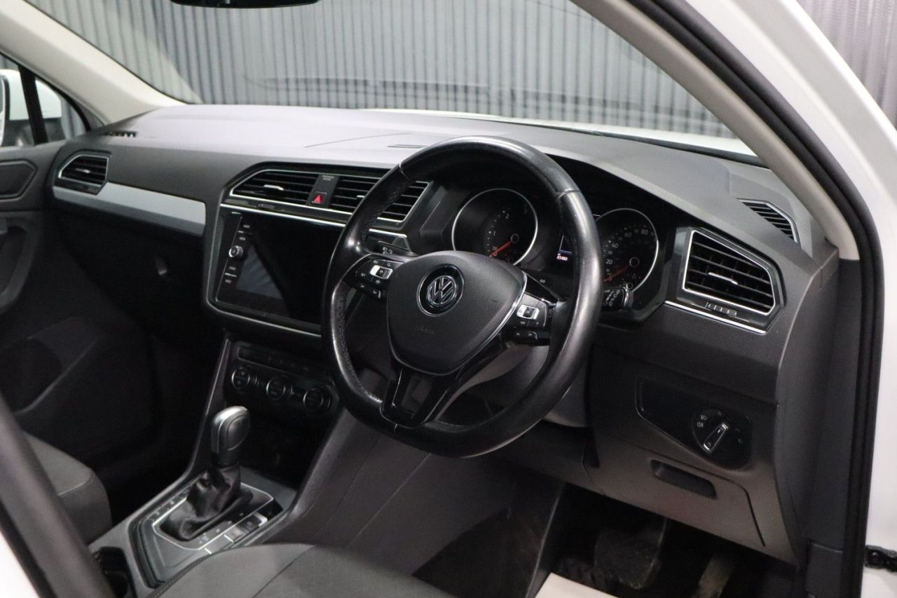2020 VOLKSWAGEN TIGUAN 2.0 TDI Match SUV 5dr Diesel DSG Euro 6 (s/s) (150 ps) HIGH SPEC TIGUAN / R - vehicle photo 24 for sale on PureCar