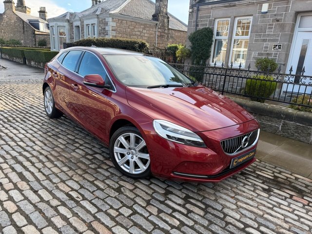 2017 Volvo V40