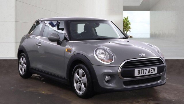 2017 MINI Hatch