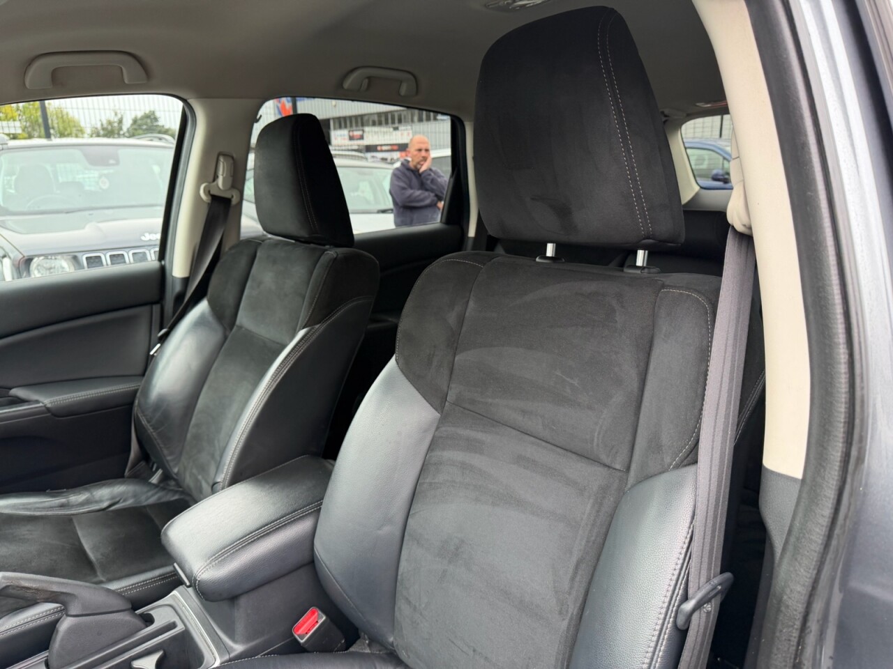 2016 HONDA CR-V 1.6 i-DTEC SR SUV 5dr Diesel Auto 4WD Euro 6 (160 ps) - vehicle photo 8 for sale on PureCar