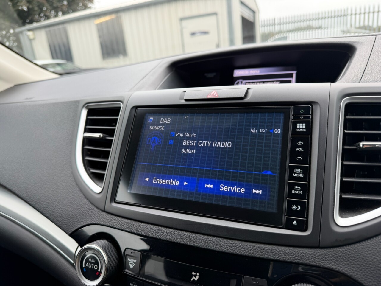2016 HONDA CR-V 1.6 i-DTEC SR SUV 5dr Diesel Auto 4WD Euro 6 (160 ps) - vehicle photo 16 for sale on PureCar