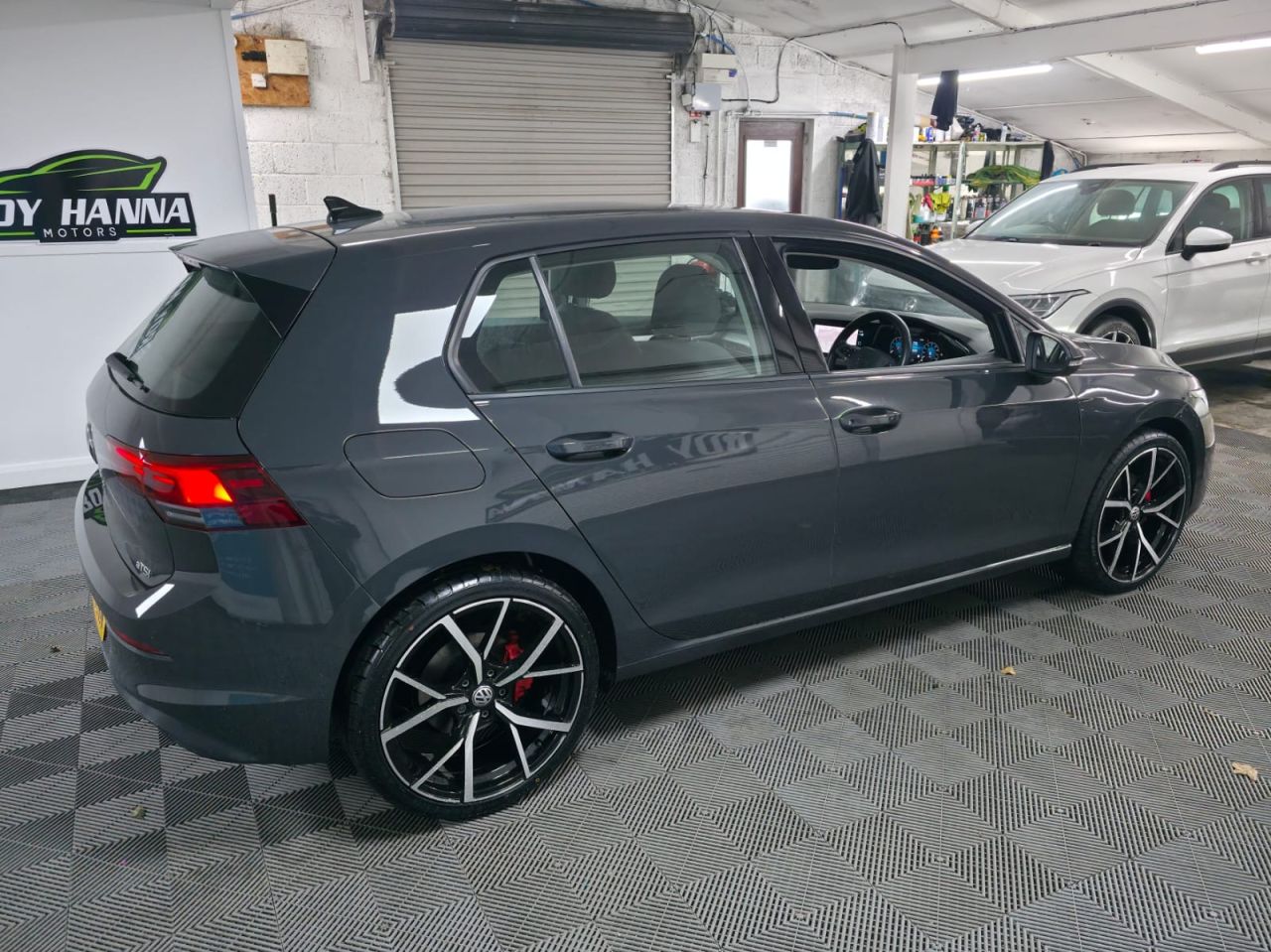 2023 VOLKSWAGEN GOLF 1.5 eTSI MHEV Life Hatchback 5dr Petrol Hybrid DSG Euro 6 (s/s) (150 ps) 1 - vehicle photo 7 for sale on PureCar