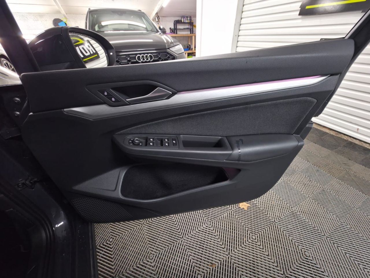 2023 VOLKSWAGEN GOLF 1.5 eTSI MHEV Life Hatchback 5dr Petrol Hybrid DSG Euro 6 (s/s) (150 ps) 1 - vehicle photo 20 for sale on PureCar