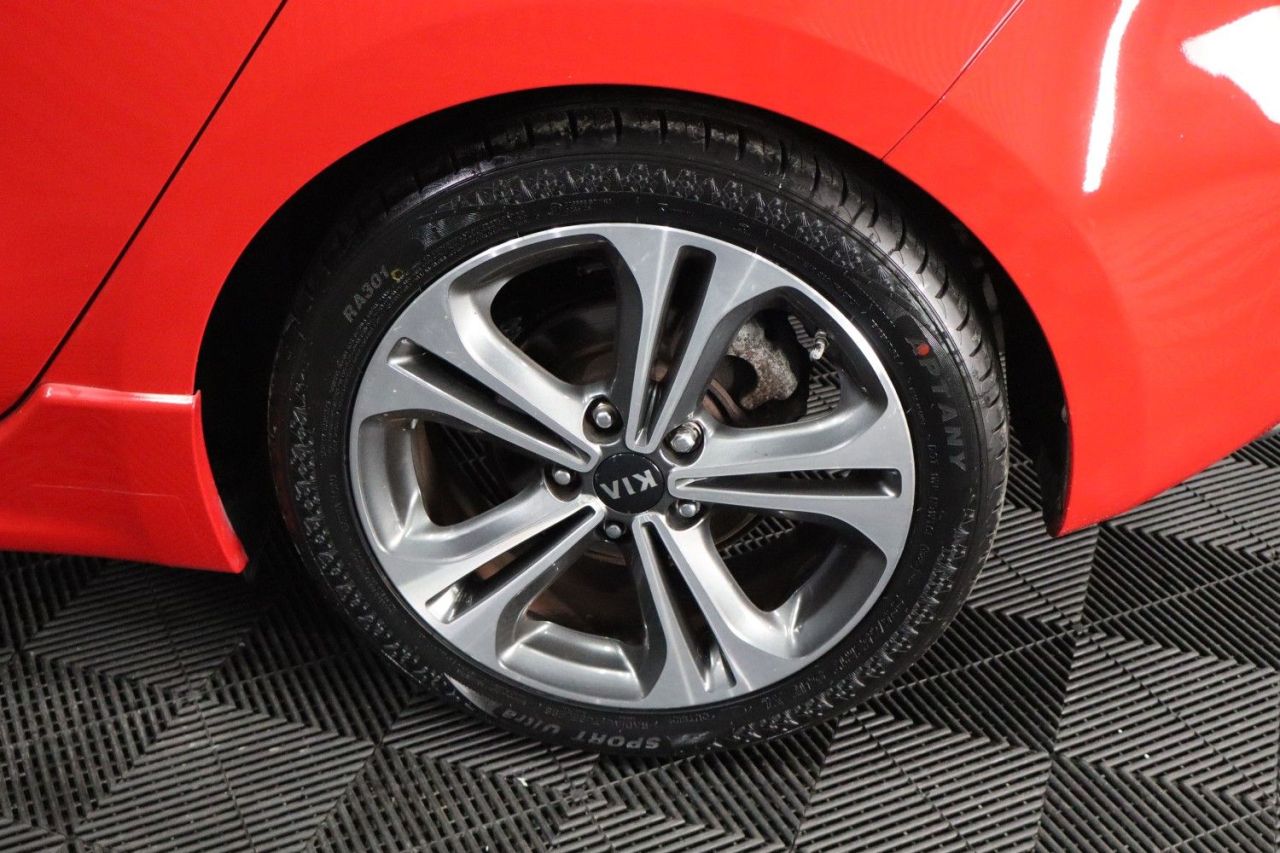 2018 KIA CEED 1.6 CRDi GT-Line Hatchback 5dr Diesel Manual Euro 6 (s/s) (134 bhp) LOWER I - vehicle photo 18 for sale on PureCar