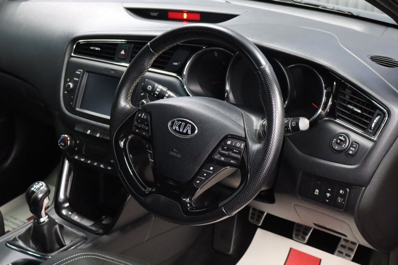 2018 KIA CEED 1.6 CRDi GT-Line Hatchback 5dr Diesel Manual Euro 6 (s/s) (134 bhp) LOWER I - vehicle photo 26 for sale on PureCar