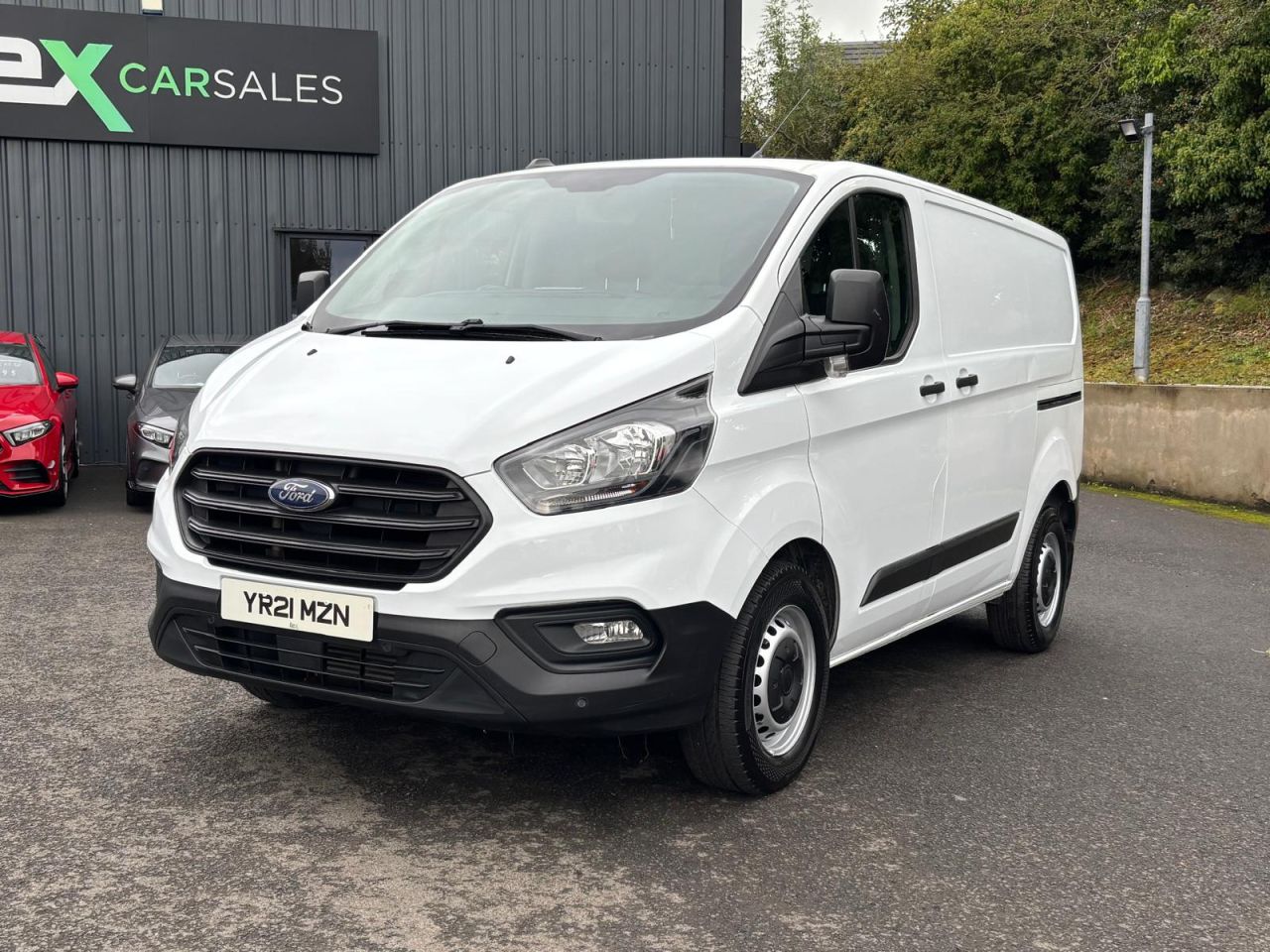 2021 FORD TRANSIT CUSTOM 2.0 320 EcoBlue Leader Panel Van 5dr Diesel Manual L1 H1 Euro 6 (s/s) (105 - vehicle photo 7 for sale on PureCar