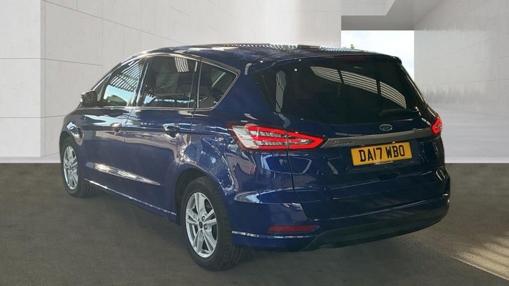 2017 Ford S-MAX — image 3