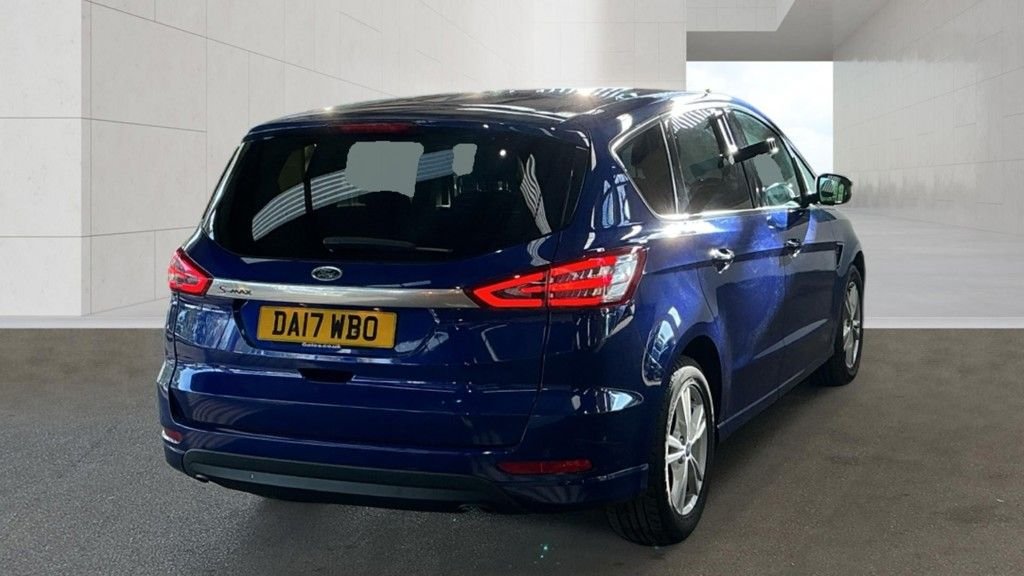 2017 Ford S-MAX — image 4