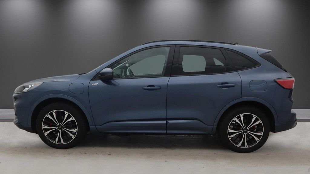 2023 Ford Kuga — image 6
