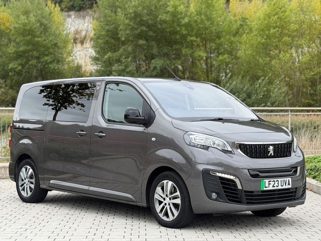 2023 Peugeot e-Traveller