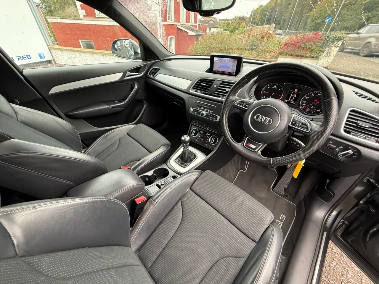 2015 AUDI Q3 S Line - vehicle photo 8 for sale on PureCar