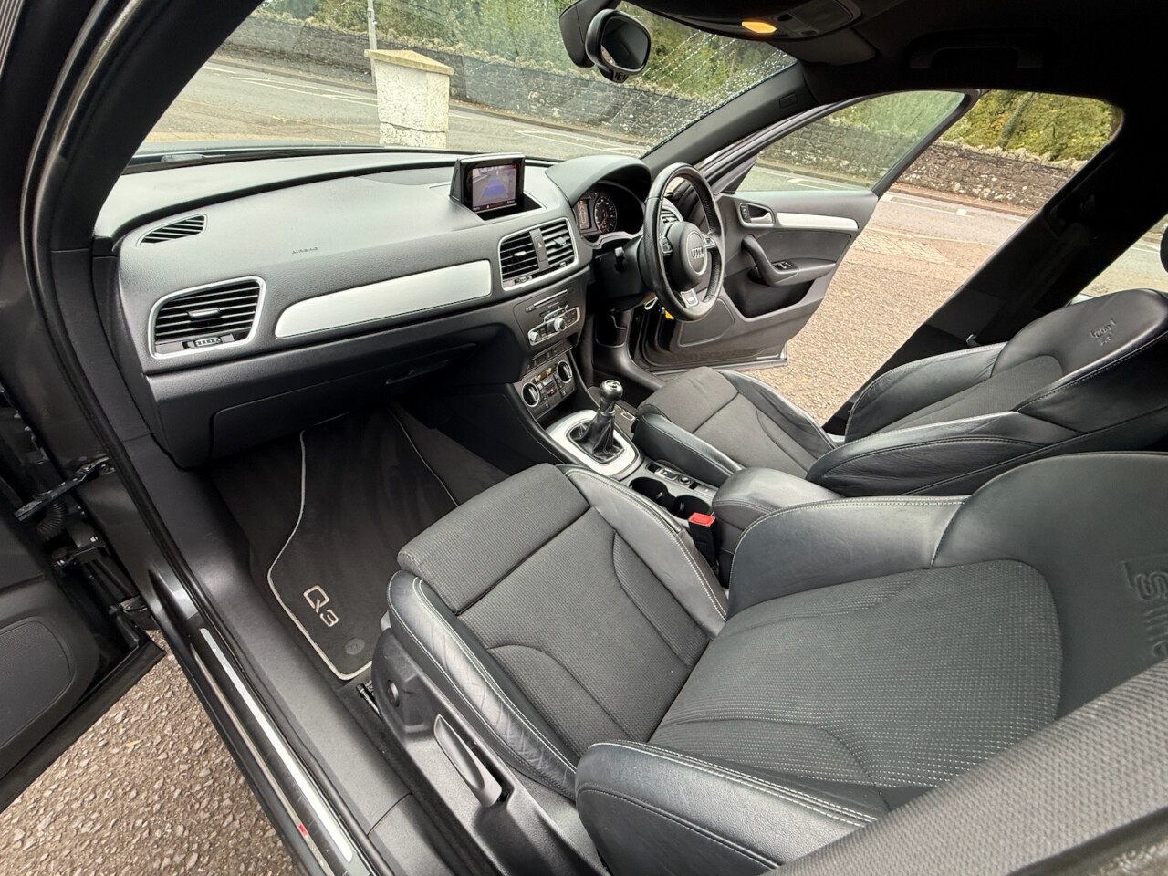 2015 AUDI Q3 S Line - vehicle photo 9 for sale on PureCar