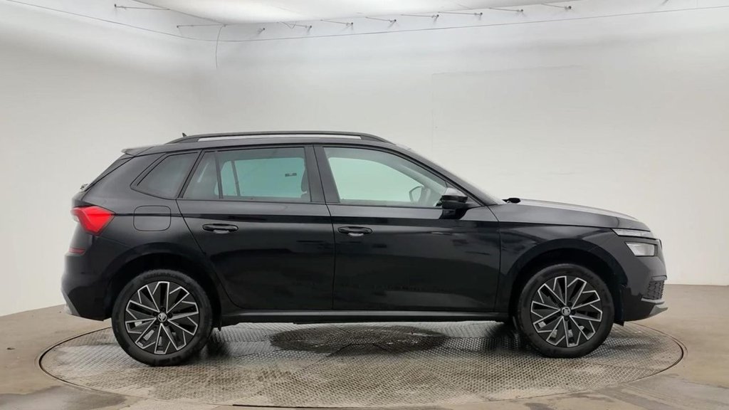 2023 Skoda Kamiq — image 4