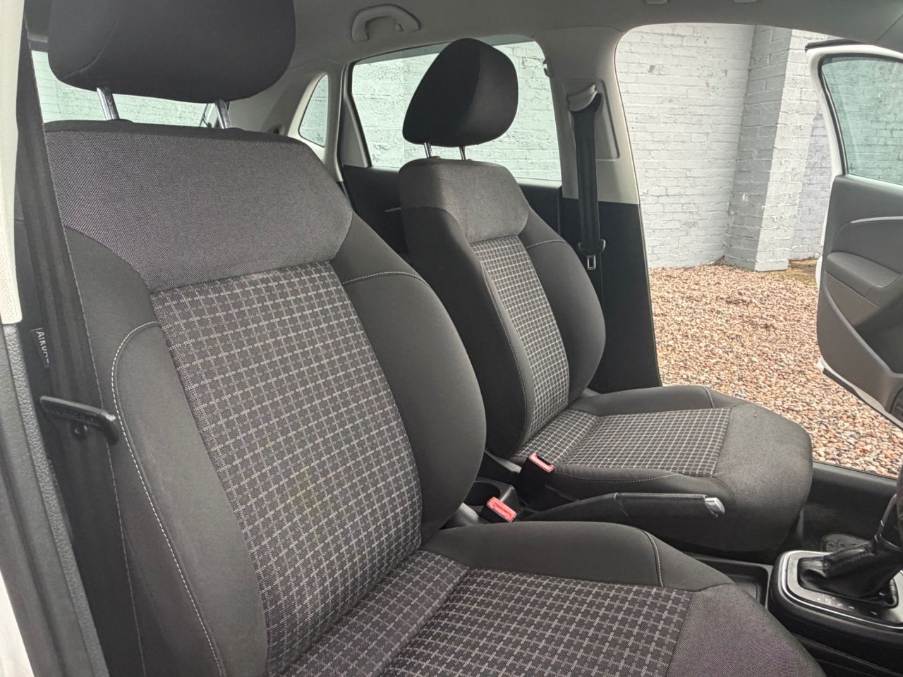 2014 VOLKSWAGEN POLO 1.2 TSI BlueMotion Tech SE Hatchback 5dr Petrol DSG Euro 6 (s/s) (90 ps) - vehicle photo 14 for sale on PureCar