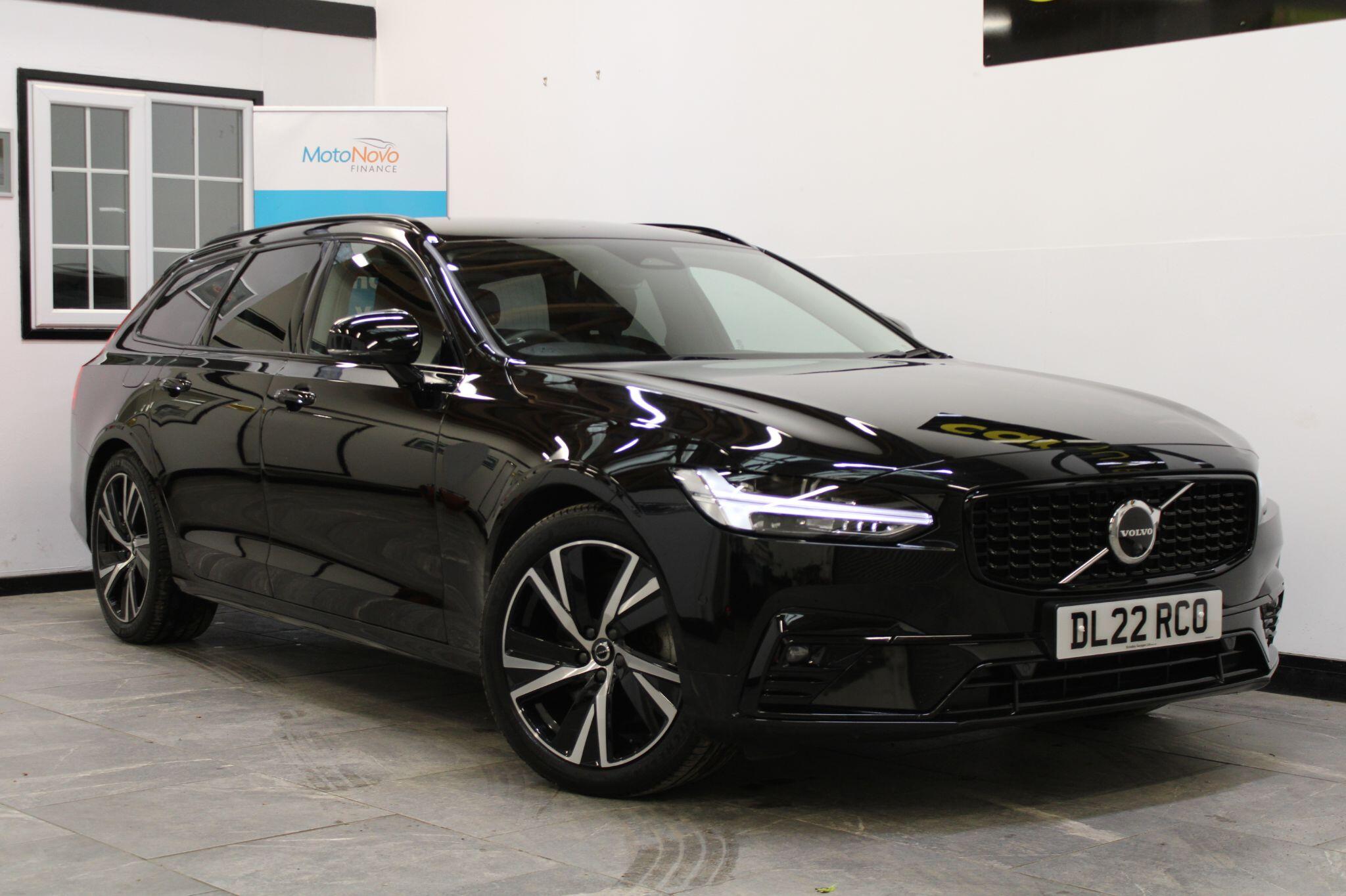 2022 Volvo V90