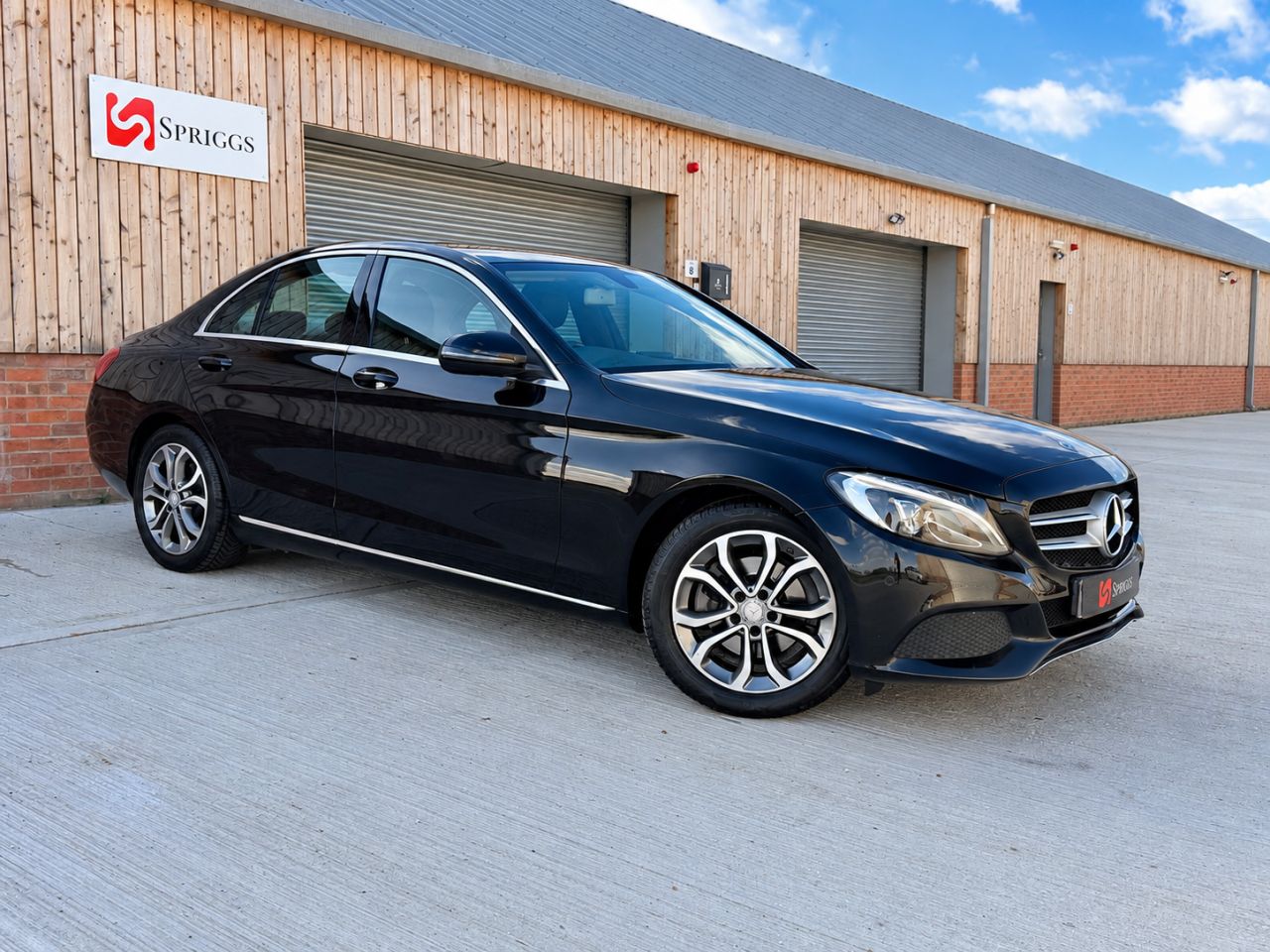 2016 Mercedes-Benz C-Class