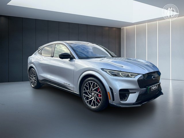 2022 Ford Mustang Mach-E