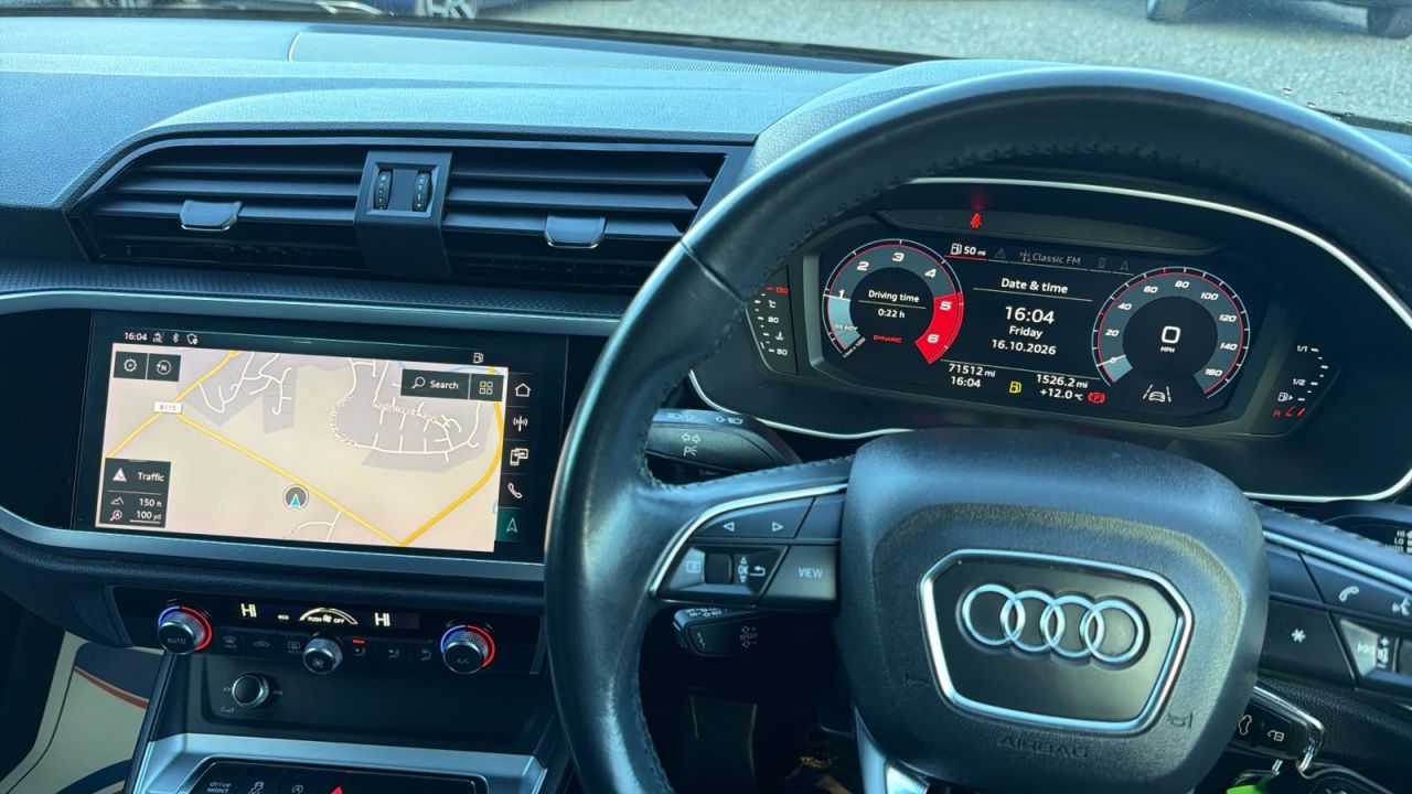 2019 AUDI Q3 Sport - vehicle photo 13 for sale on PureCar