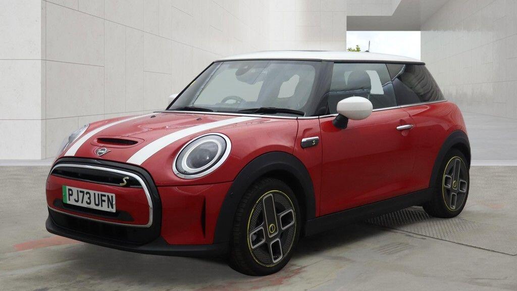 2023 Mini Hatch