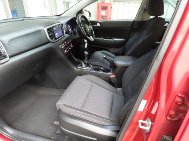 2021 Kia Sportage — image 4