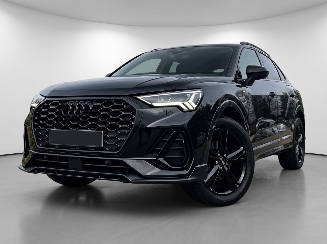 2022 Audi Q3